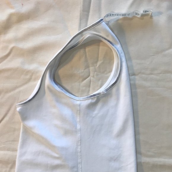 Never worn Lululemon Limited Edition (Vancouver Themed) Cool Racerback - Picture 12 of 14